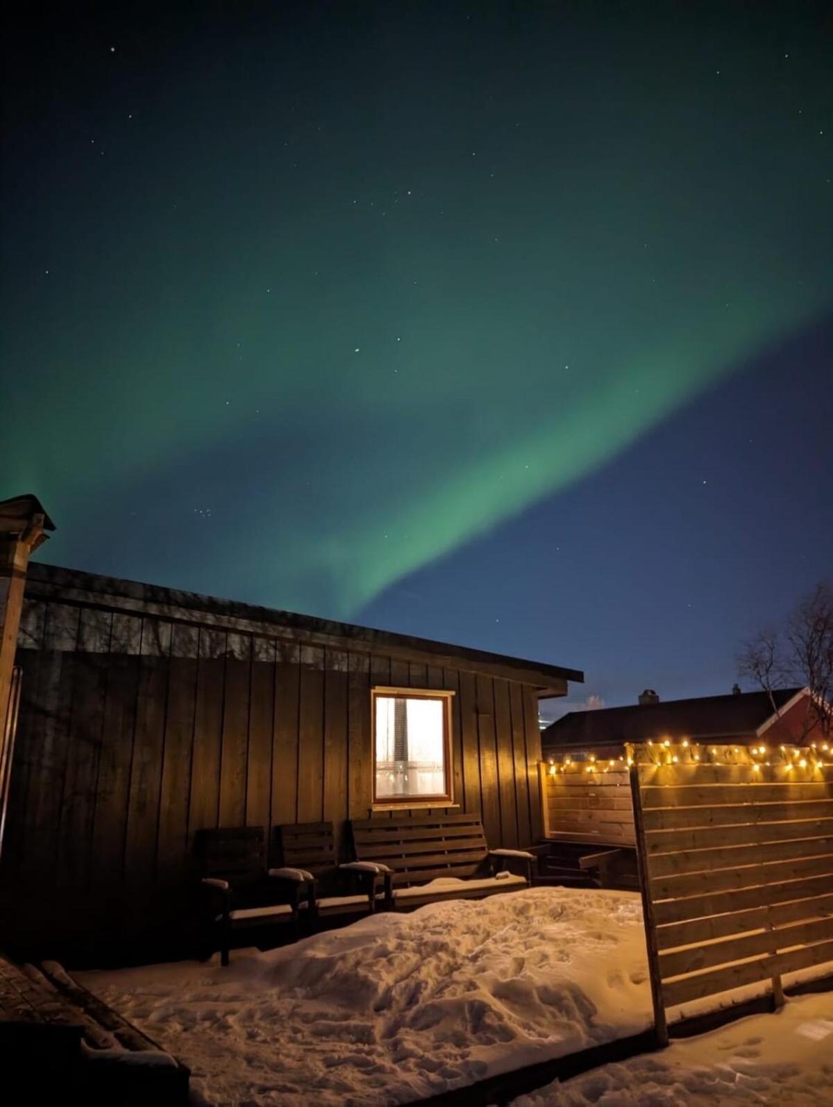 Fin Sentral Leilighet I Lakselv! Buitenkant foto